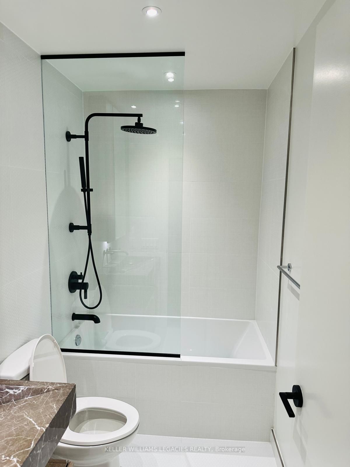 11 Yorkville Avenue, #3106