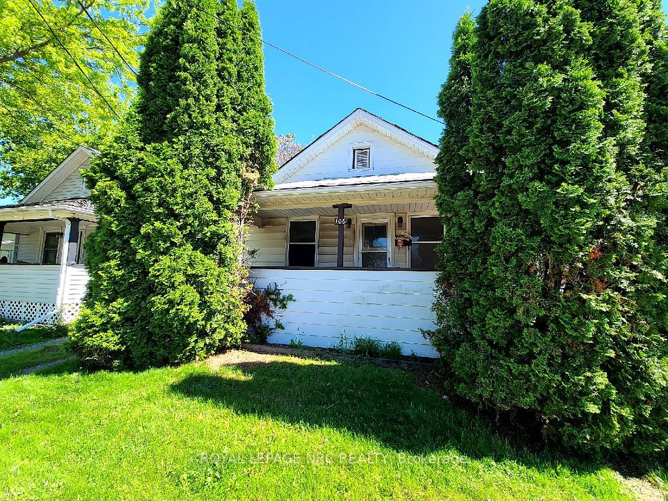 106 Carlton