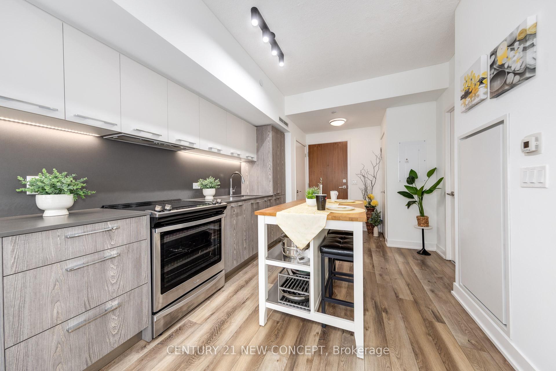 1 Bedroom Condo at 30 Baseball, Toronto For sale