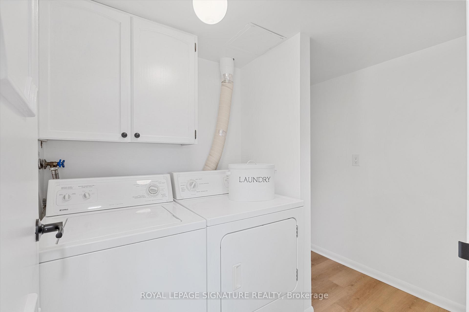 3 Bedrooms Condo at 2185 Marine, Oakville For sale