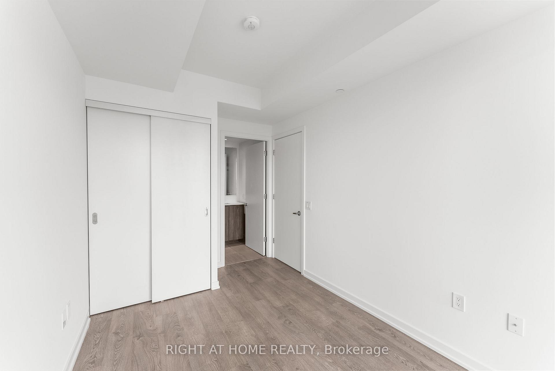 2 Bedrooms Condo at 50 Power, Toronto For sale