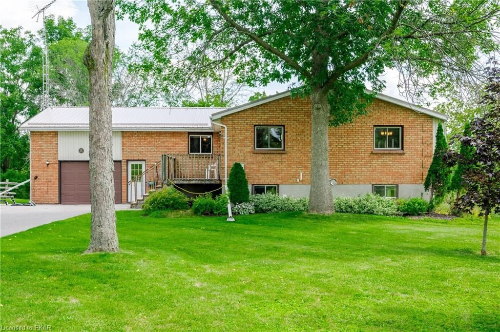 825 MC GREGOR BAY RD Road Otonabee-South Monaghan Ontario K0L 2G0