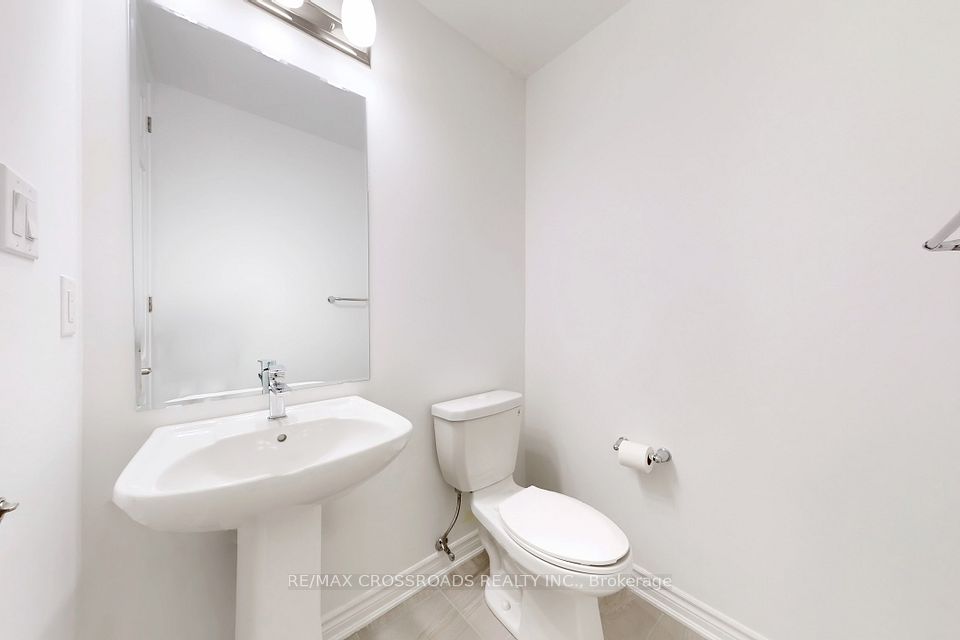 https://trreb-image.ampre.ca/KbHdraQNhsLyb6Vxh0SpTzruegUys878H6ZhyM99qEg/rs:fit:960:960/wm:.5:so:0:50:.4/wmsh:10/wmt:PHNwYW4gZm9yZWdyb3VuZD0nd2hpdGUnIGZvbnQ9JzY4Jz5SRS9NQVggQ1JPU1NST0FEUyBSRUFMVFkgSU5DLiwgQnJva2VyYWdlPC9zcGFuPg/L3RycmViL2xpc3RpbmdzLzQxLzAzLzQyLzgzL3AvNGUyMzVlYjEtY2RlYi00Zjk2LWIwMGYtYWFmMmUxM2RhOTE2LmpwZw.jpg