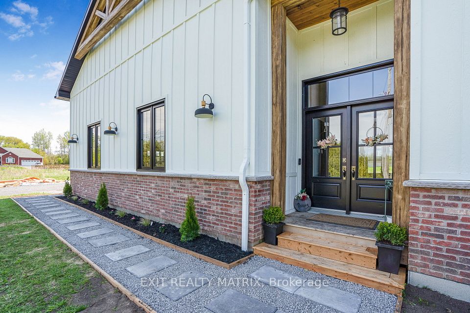 2725 McLean Court, North Stormont, ON K0C 1T0