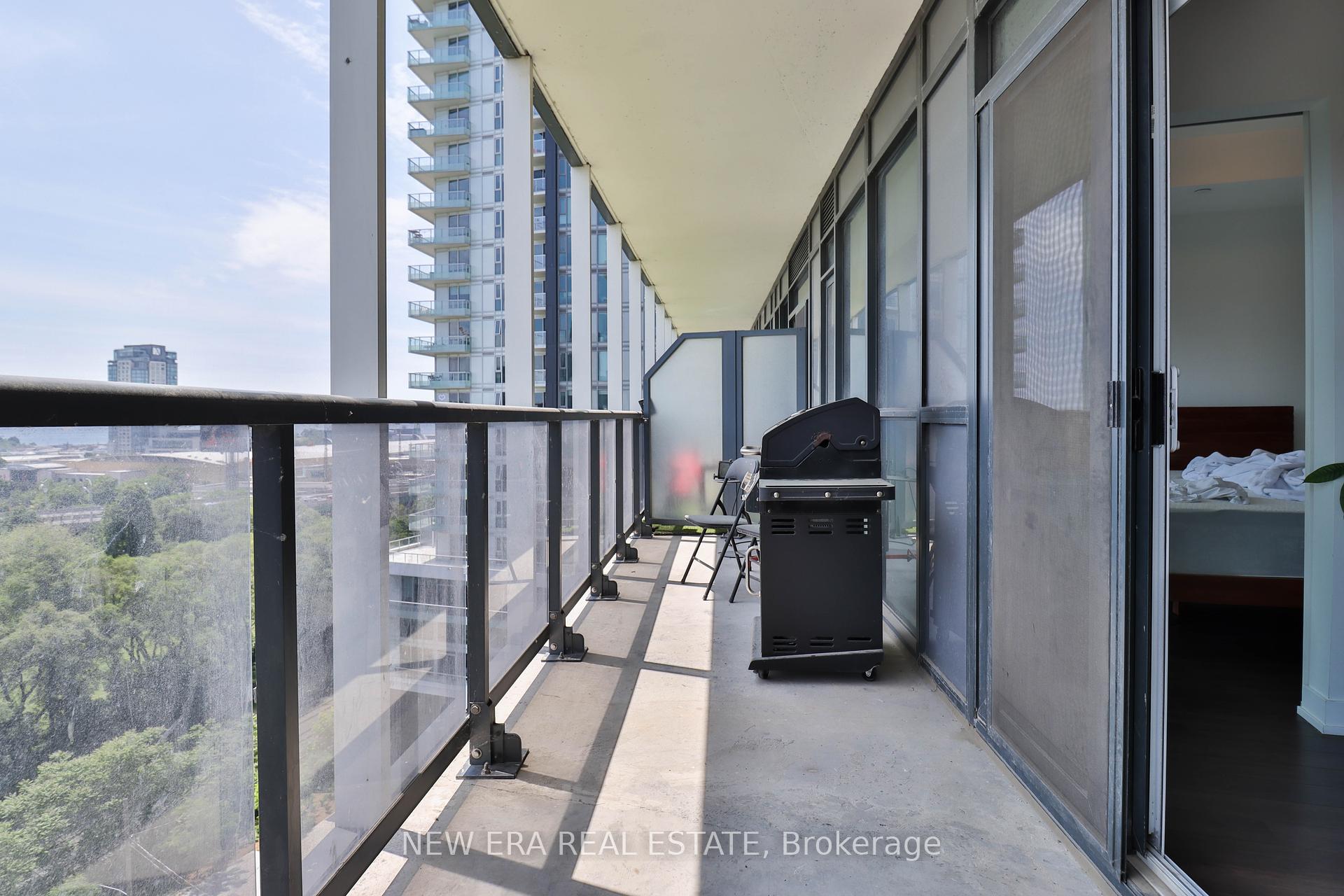 1 Bedroom Condo at 30 Ordnance, Toronto For sale