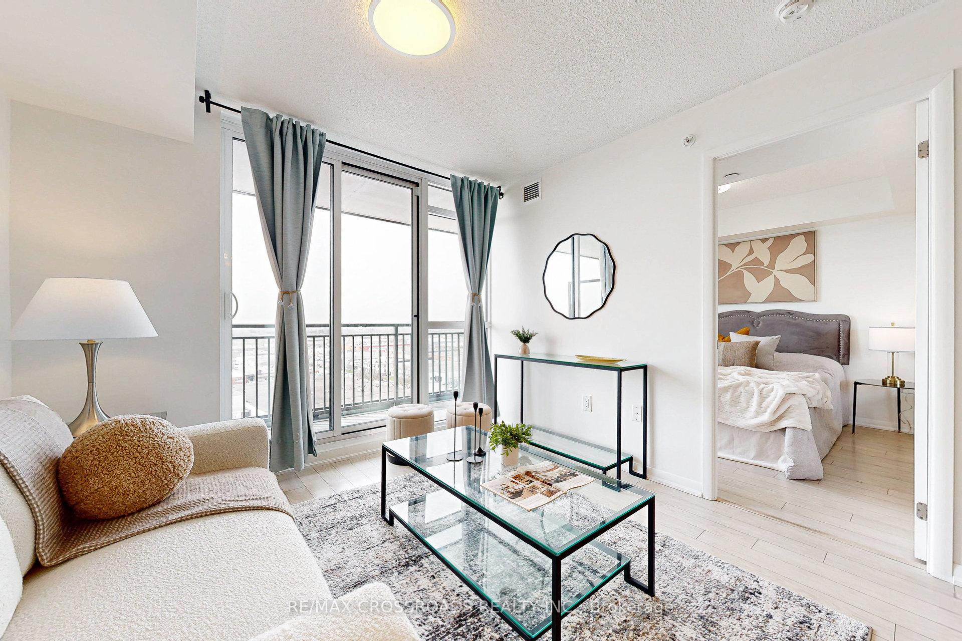 1 Bedroom Condo at 3091 Dufferin, Toronto For sale