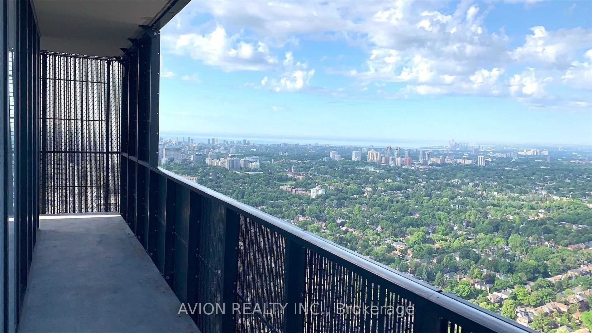 8 Eglinton Avenue E, #4902