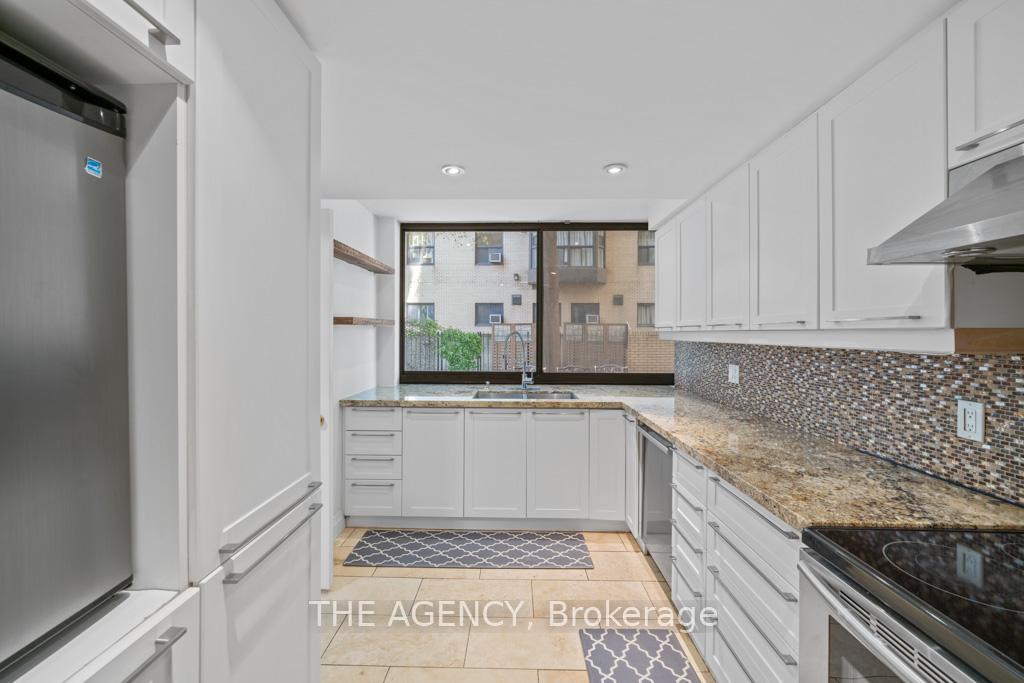 2 Bedrooms Condo at 211 St Patrick, Toronto For sale