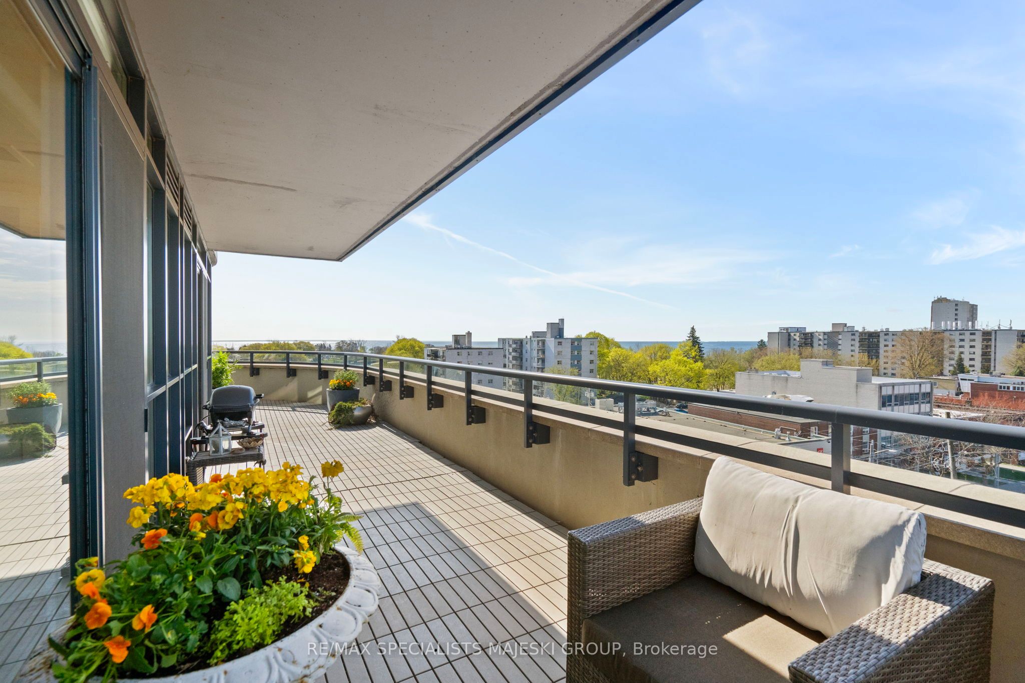 11 Superior Avenue, #706