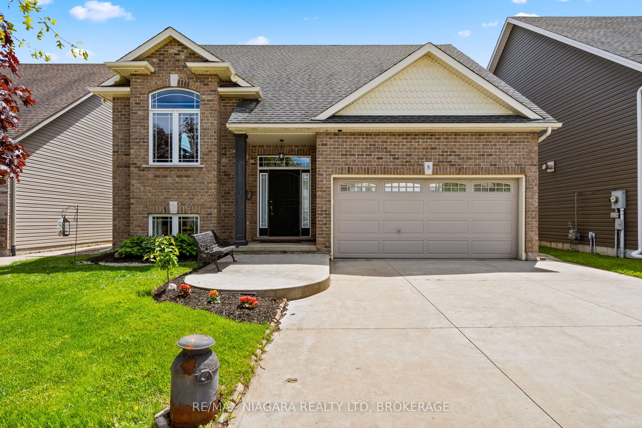 8 Corbin Street