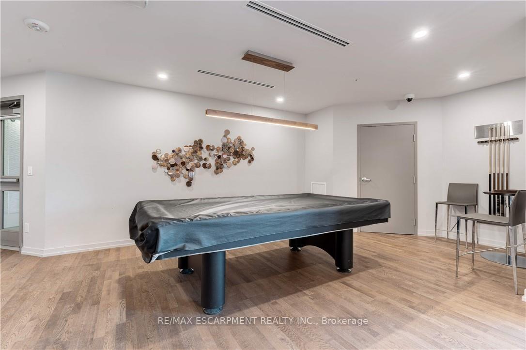 1 Bedroom Condo at 457 Plains, Burlington For sale