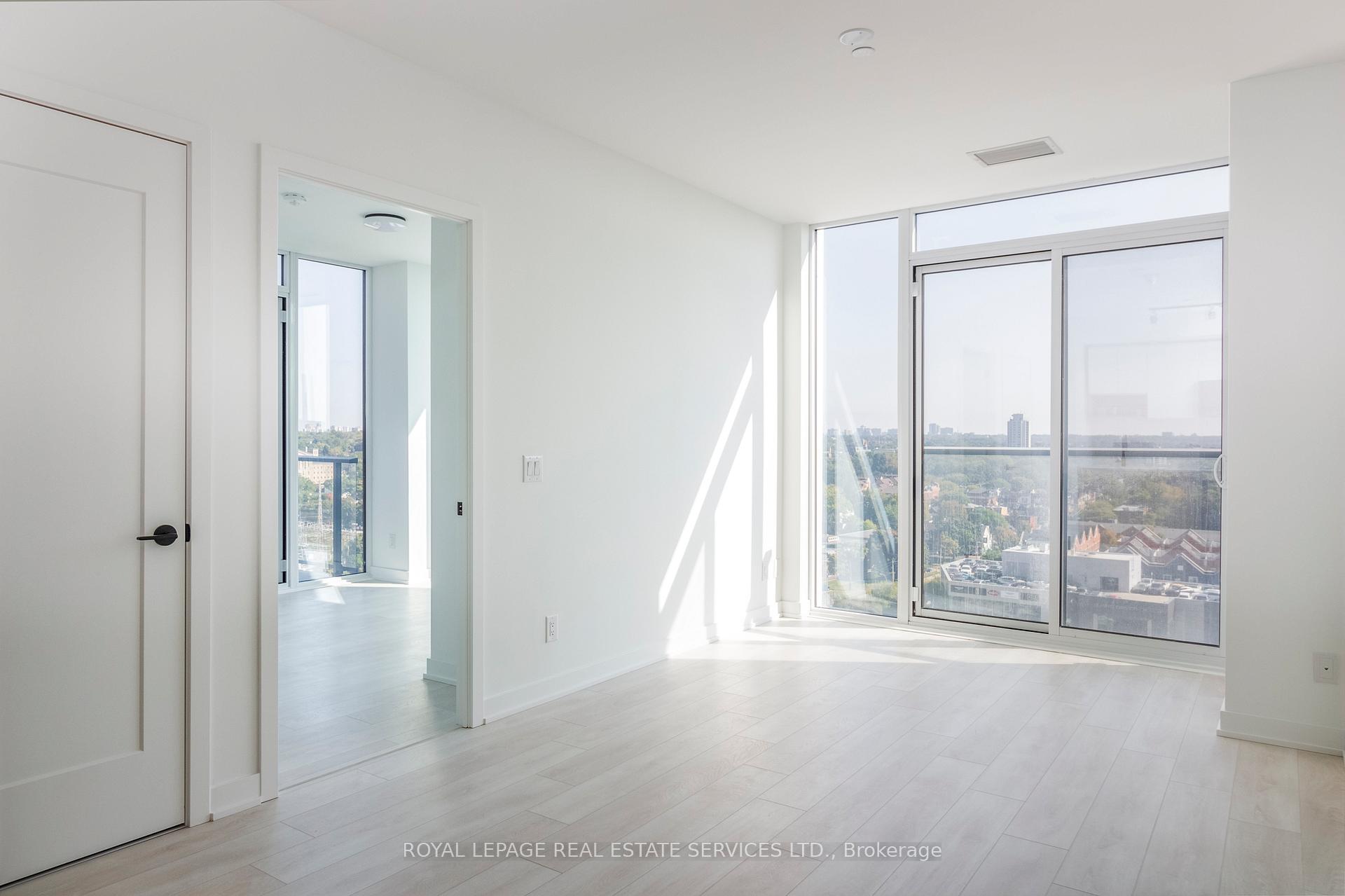 2 Bedrooms Condo at 5 Defries, Toronto For sale