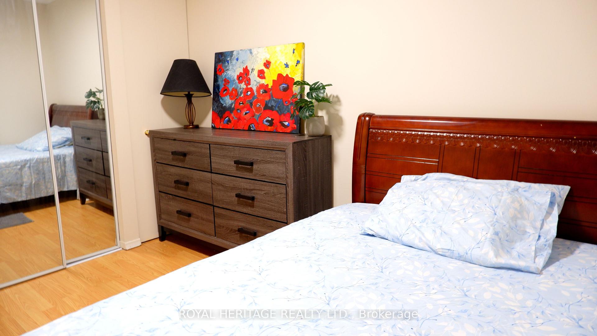 3 Bedrooms Condo at 50 Golf Club,  Toronto For sale