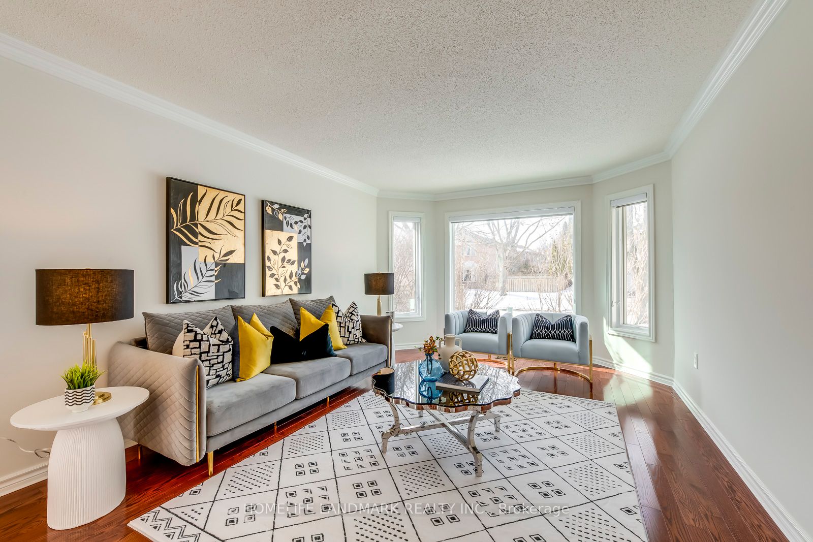 503 BLENHEIM Crescent