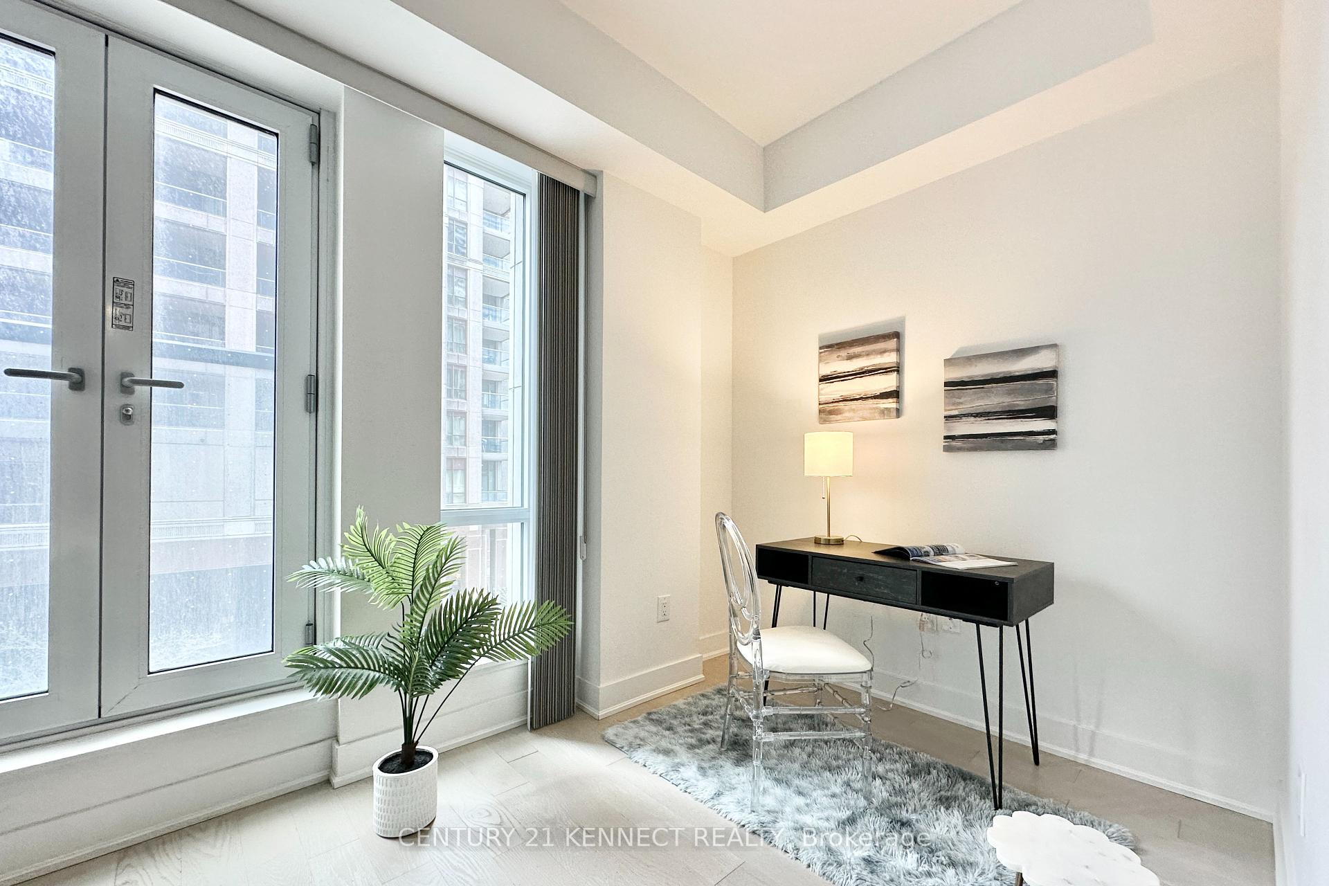 #313 – 955 Bay Street, Toronto, ON M5S 2A2