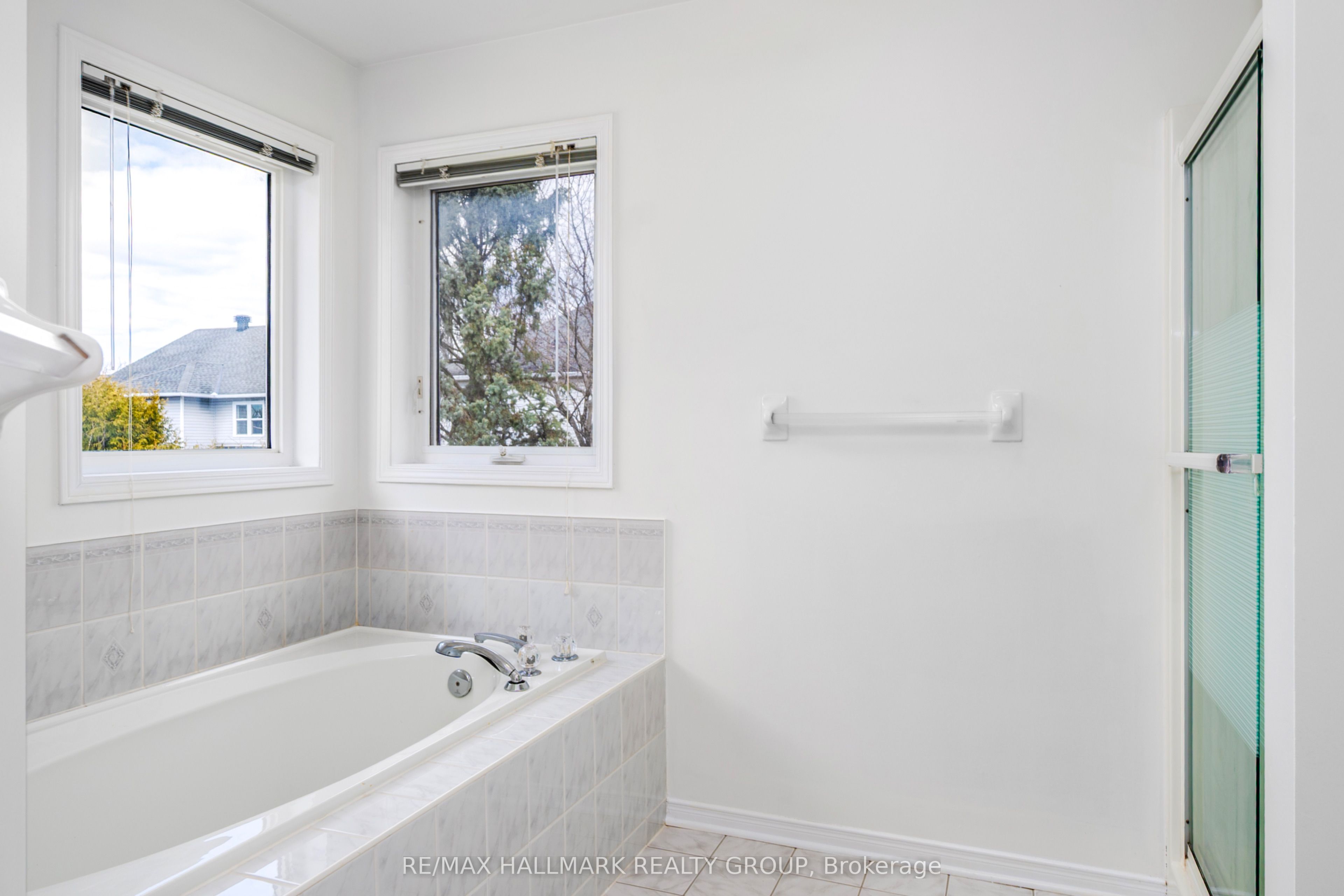 1401 MONTRESOR Way