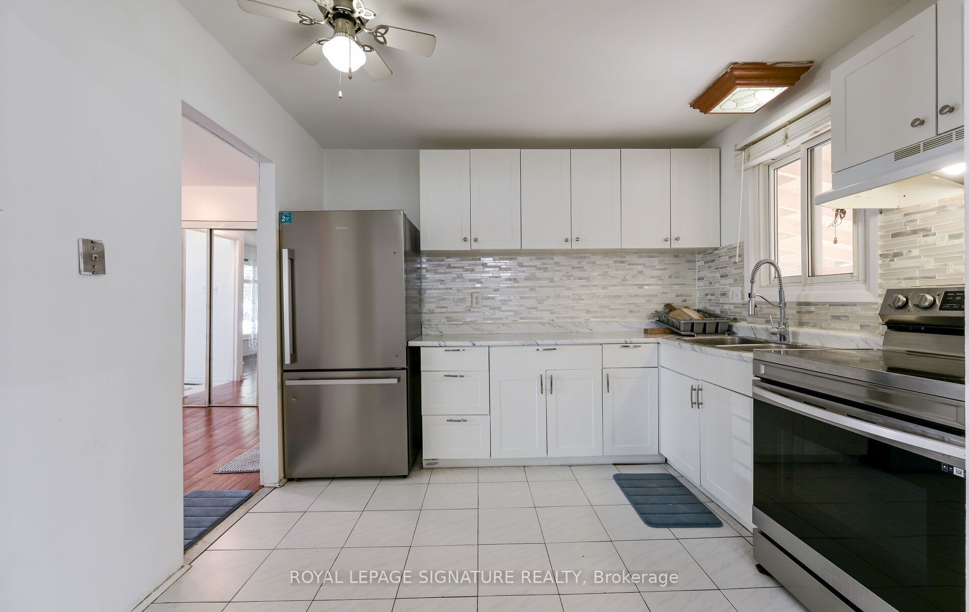 10 Heatherside Court