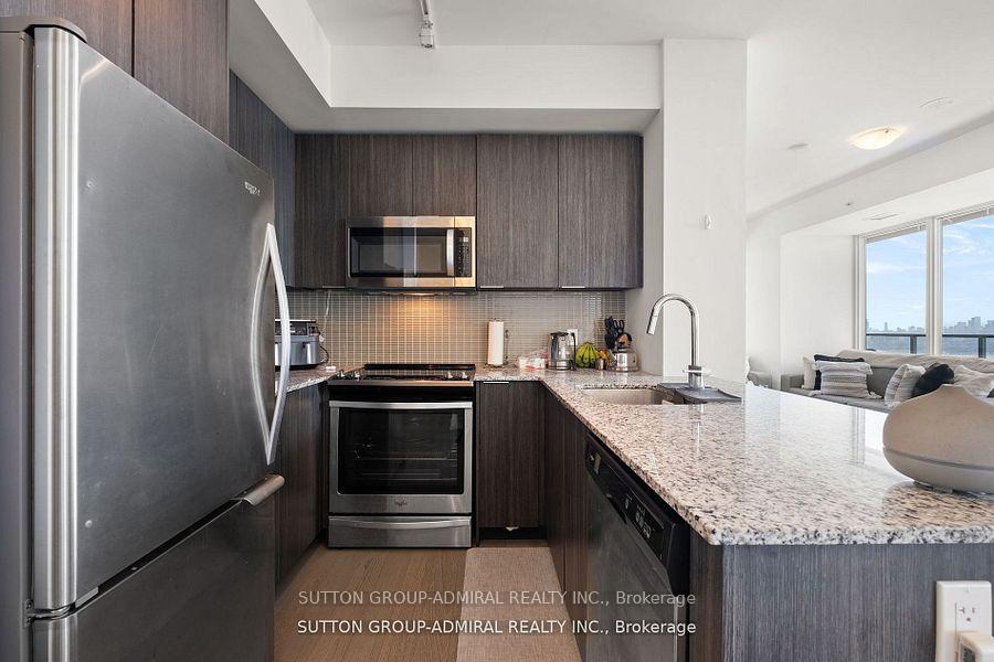 2 Bedrooms Condo at 30 Shore Breeze,  Toronto For sale