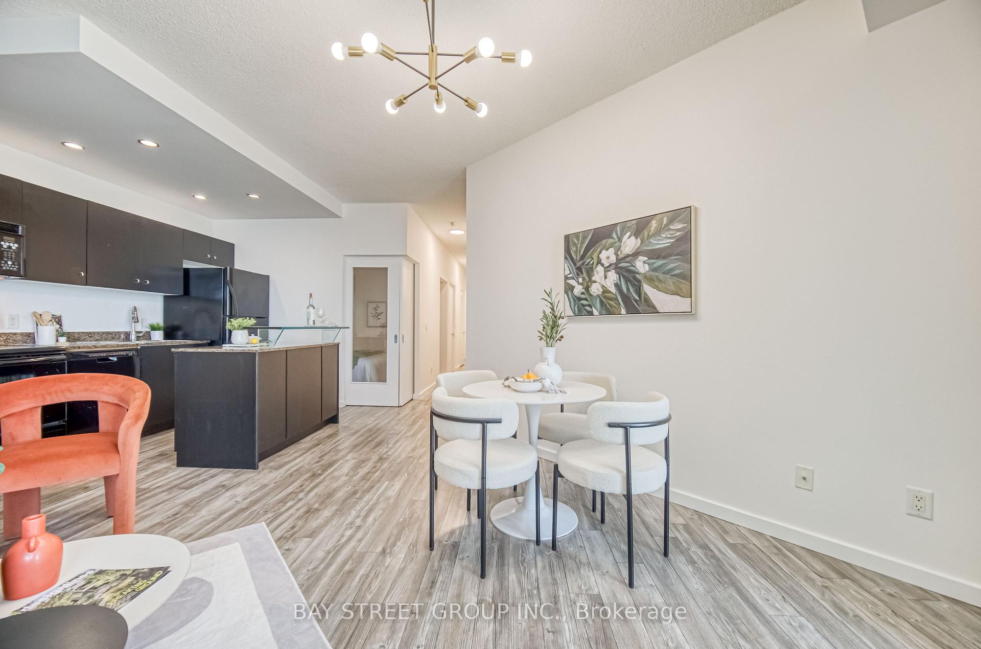 1 Bedroom Condo at 8 York, Toronto For sale