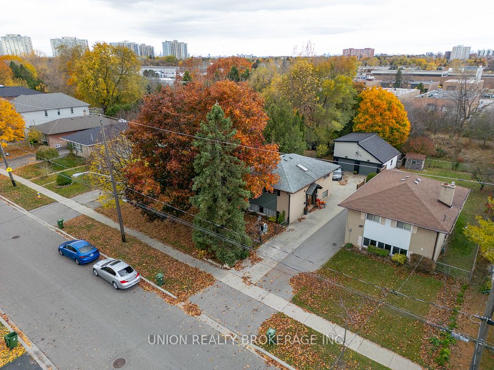 54 Oakridge