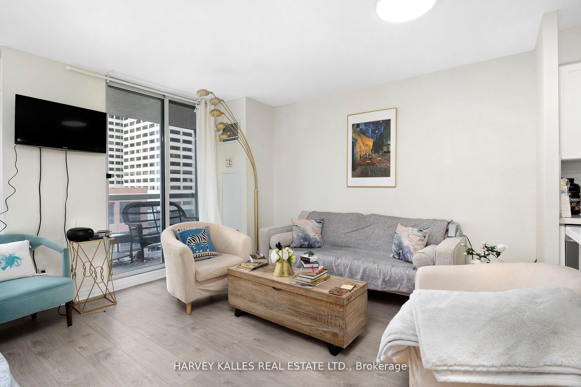 43 Eglinton Avenue E 1201