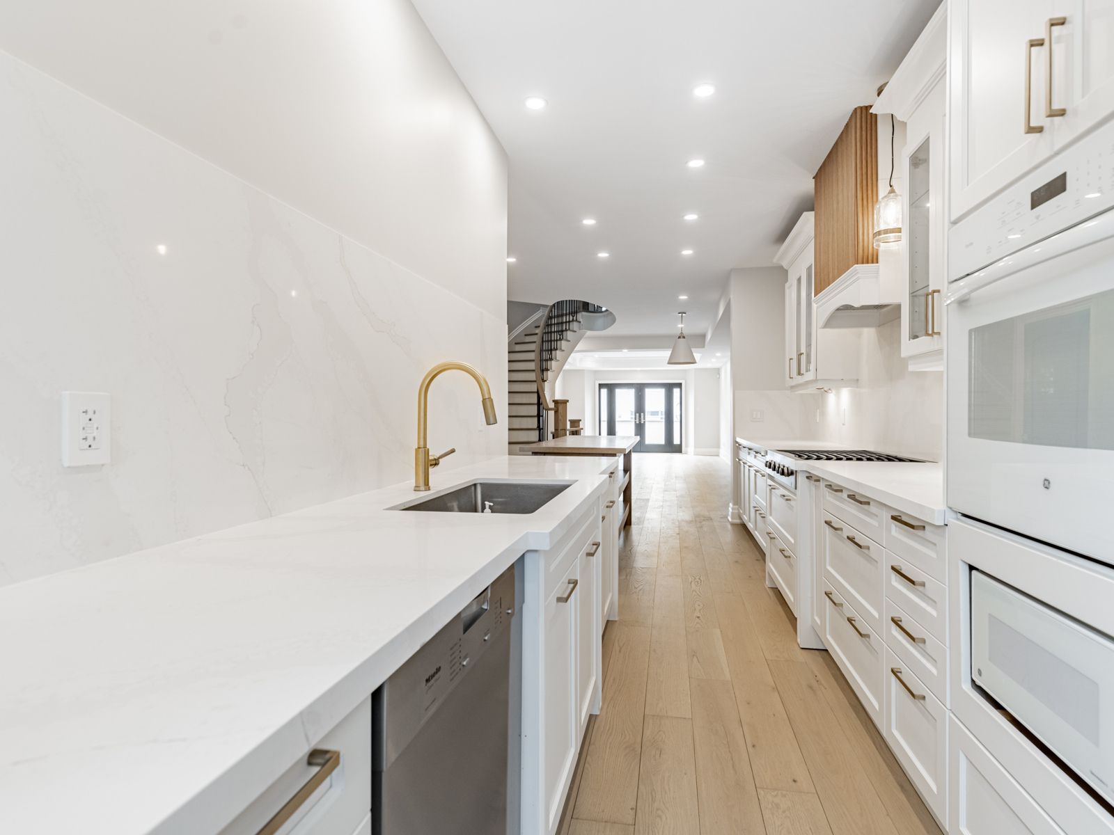258 Spadina Road