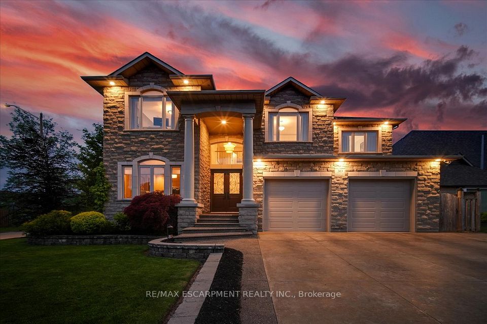 30 Parkmanor