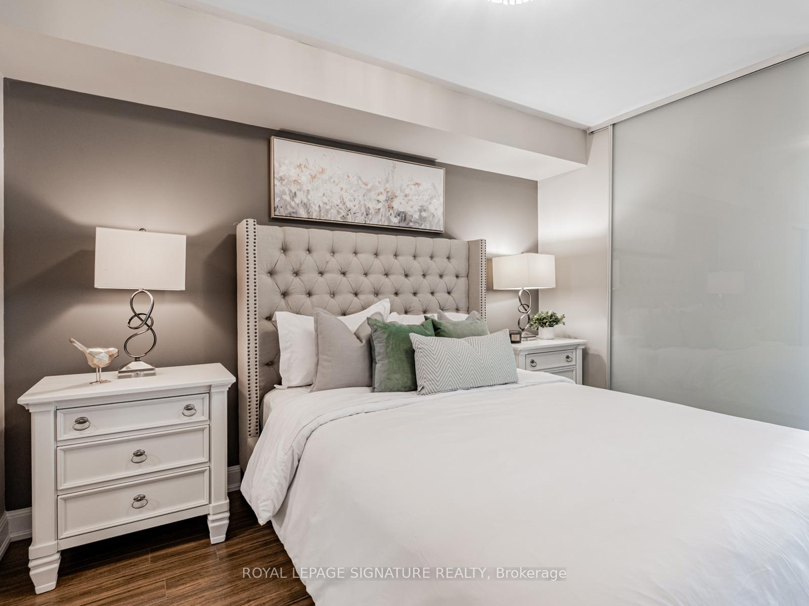 2 Bedrooms Condo at 2191 Yonge, Toronto For sale