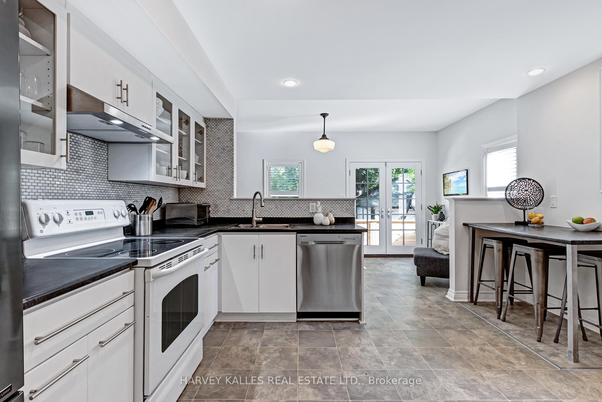 311 Rosewell Avenue