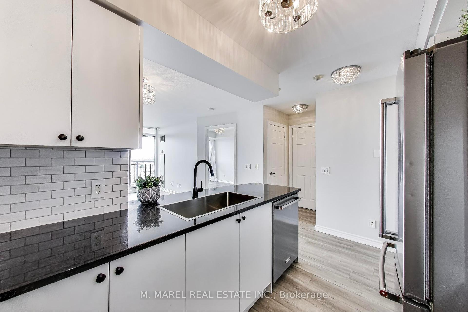 1 Bedroom Condo at 2365 Central Park,  Oakville For sale
