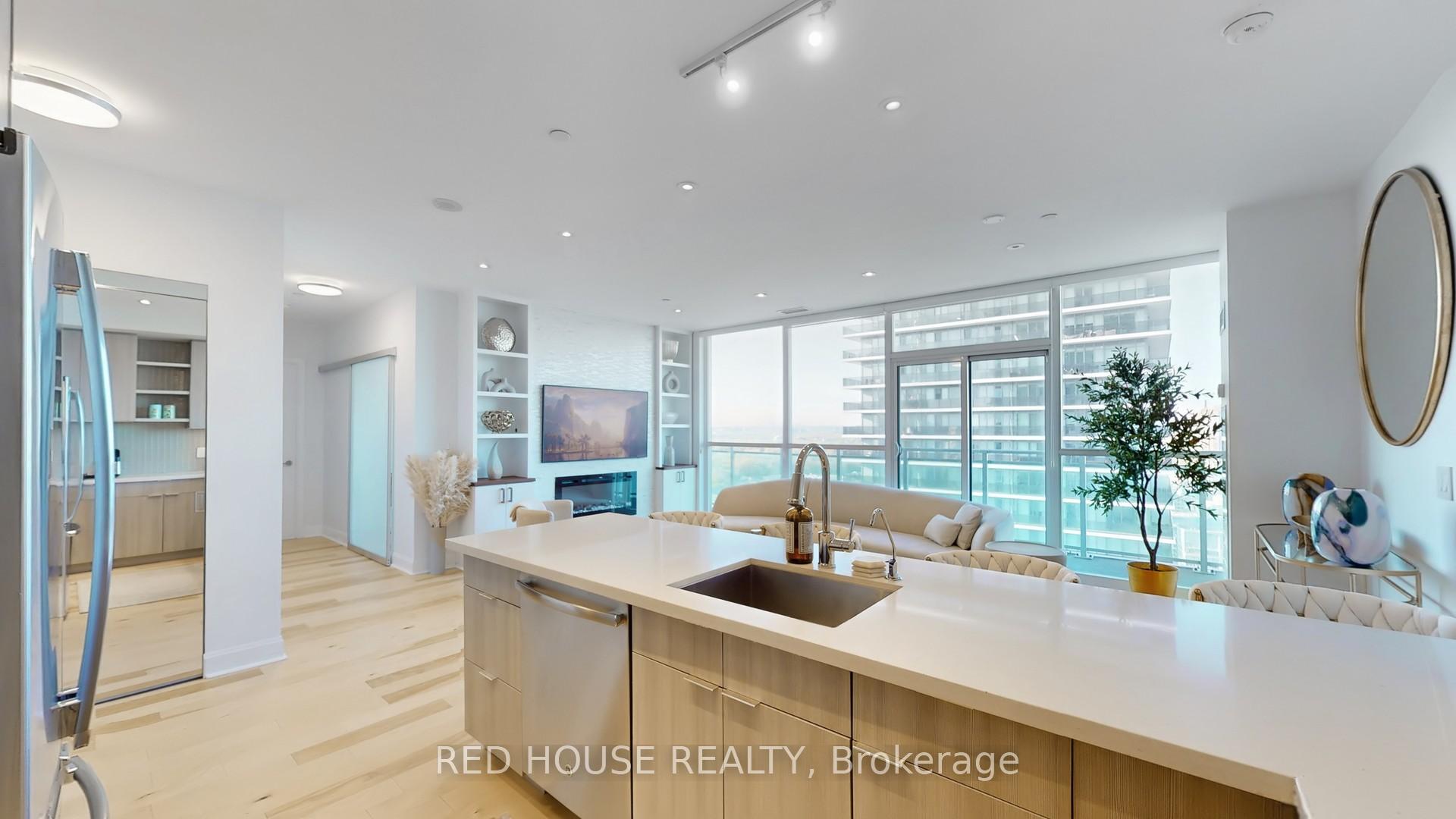 3 Bedrooms Condo at 33 Shore Breeze, Toronto For sale