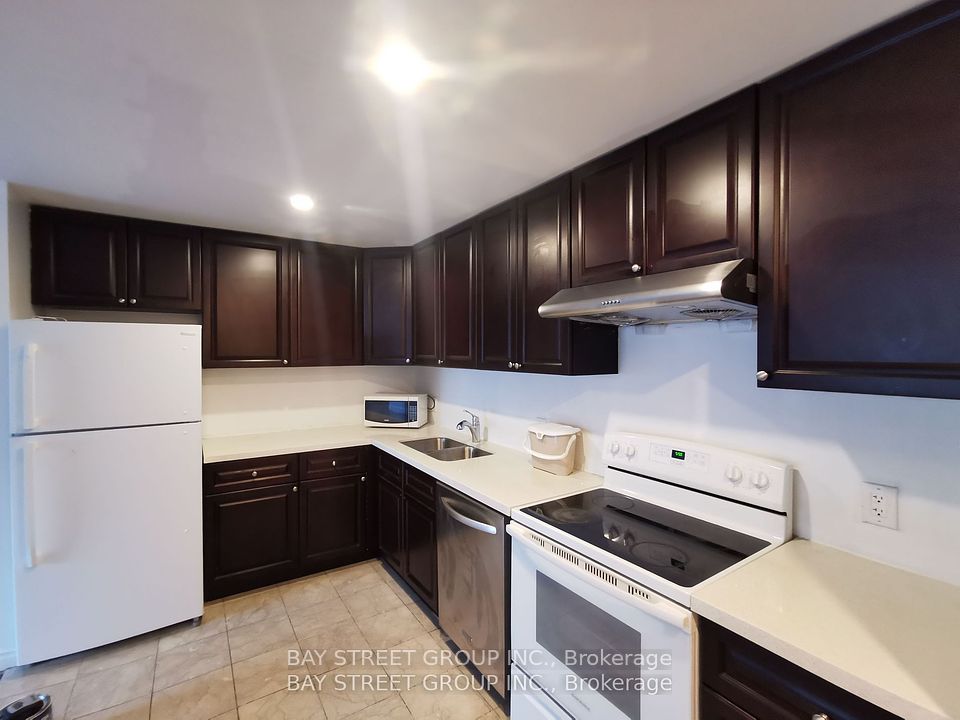#2nd Flr - 1546 Jane Street, Toronto, ON M9N 2R5