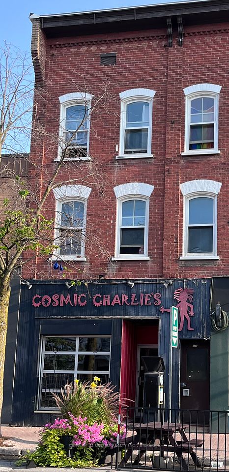 168 Charlotte Street