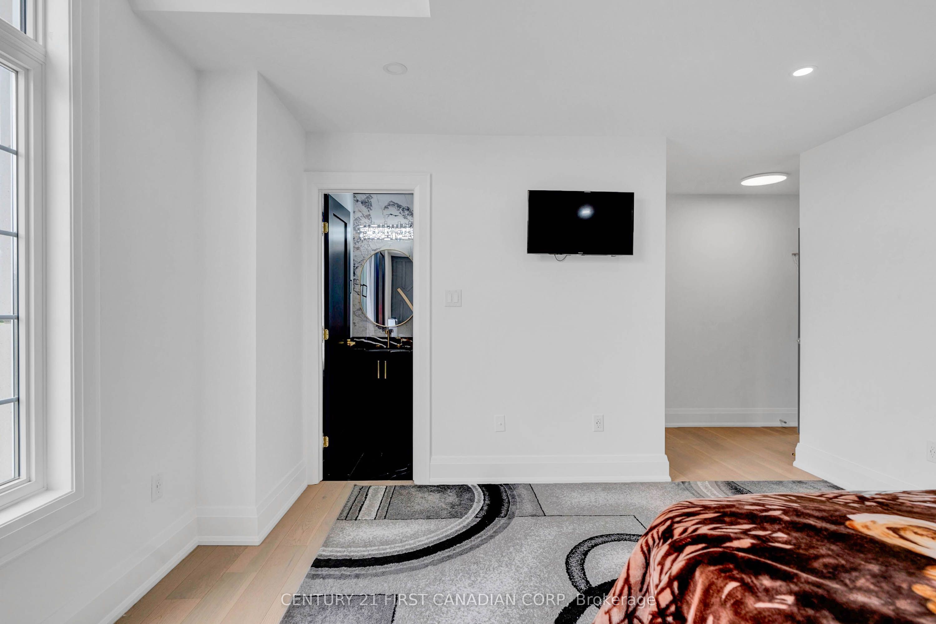 4 Freshspring Drive