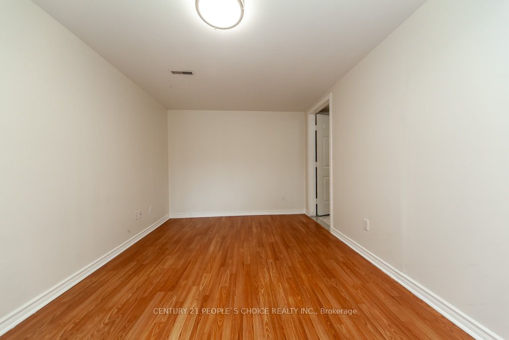 35 Fernbank Place