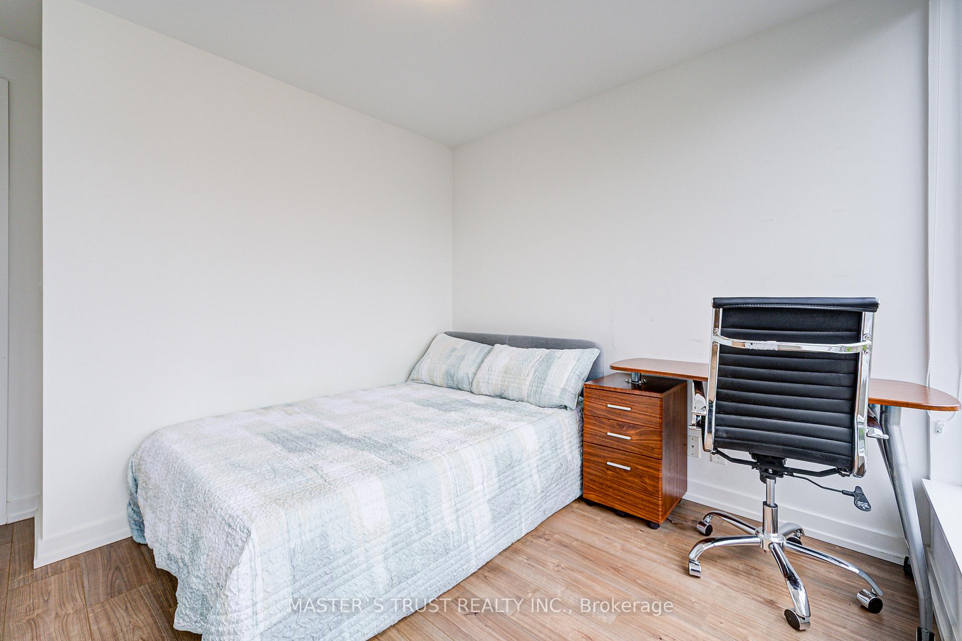 2 Bedrooms Condo at 203 College, Toronto For sale
