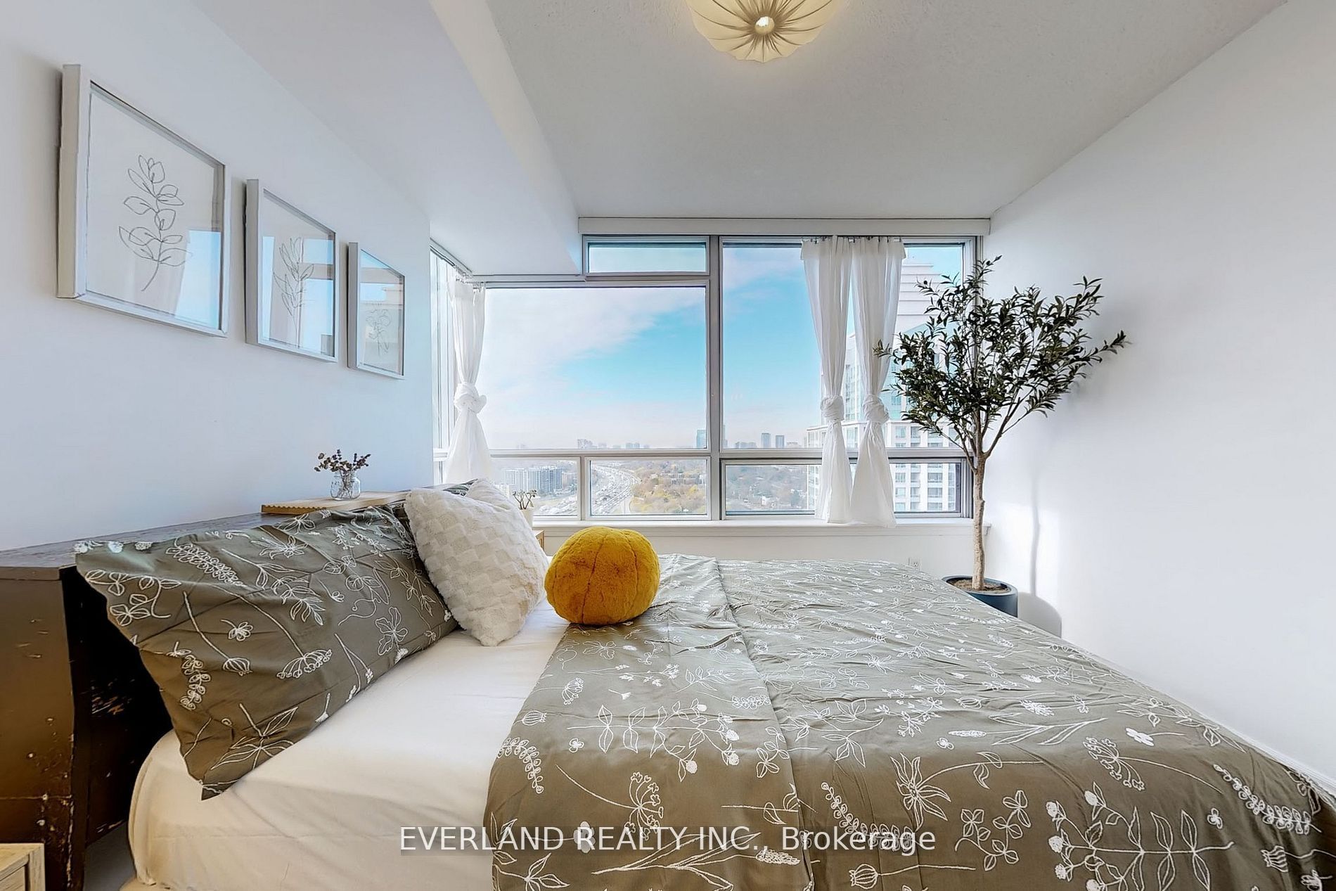 1 Rean Drive, #2311