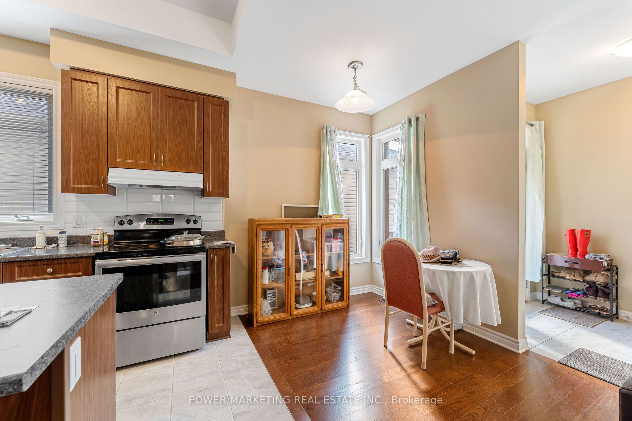 6356 RENAUD Road