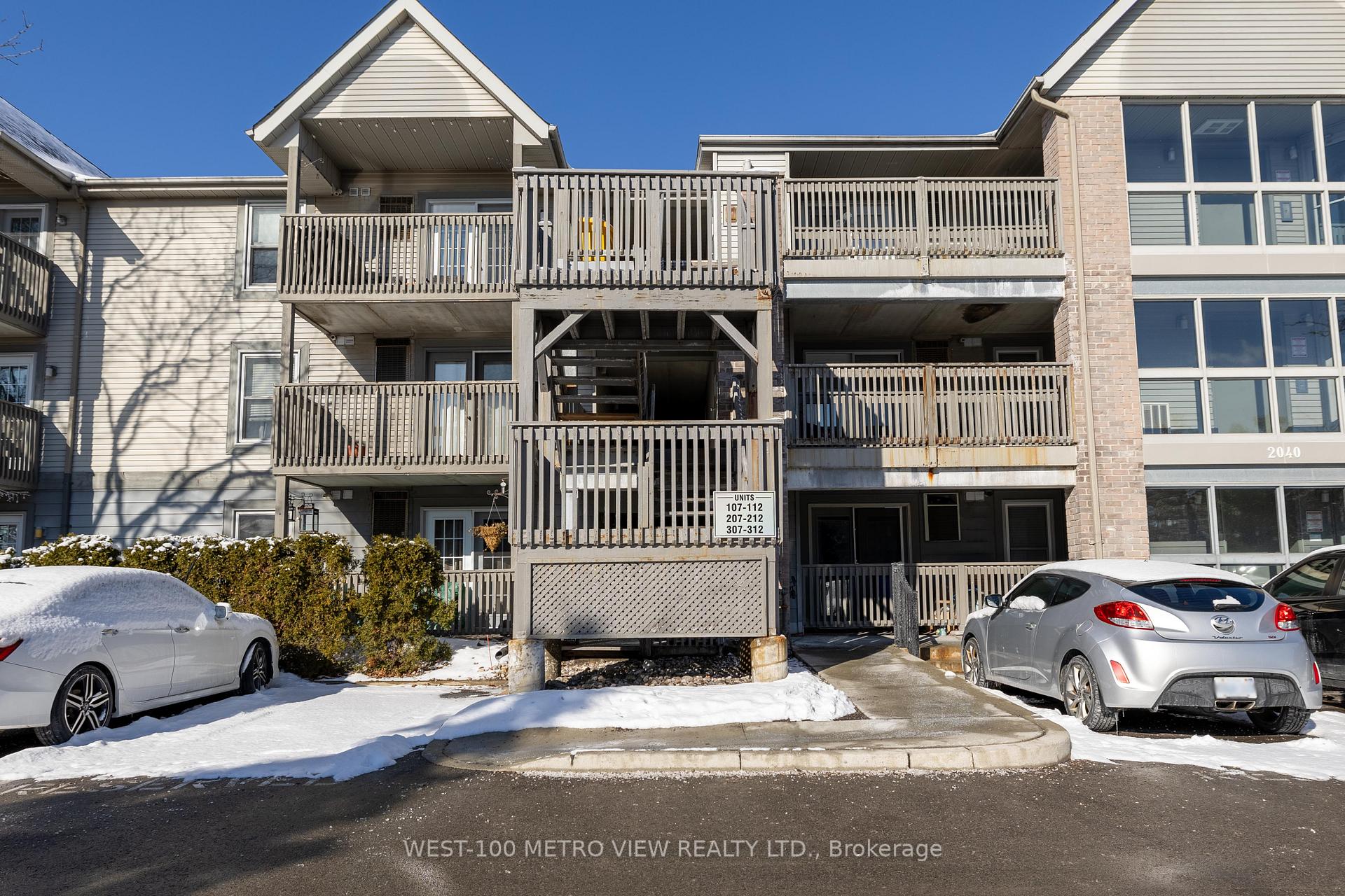 1 Bedroom Condo at 2040 Cleaver,  Burlington For sale