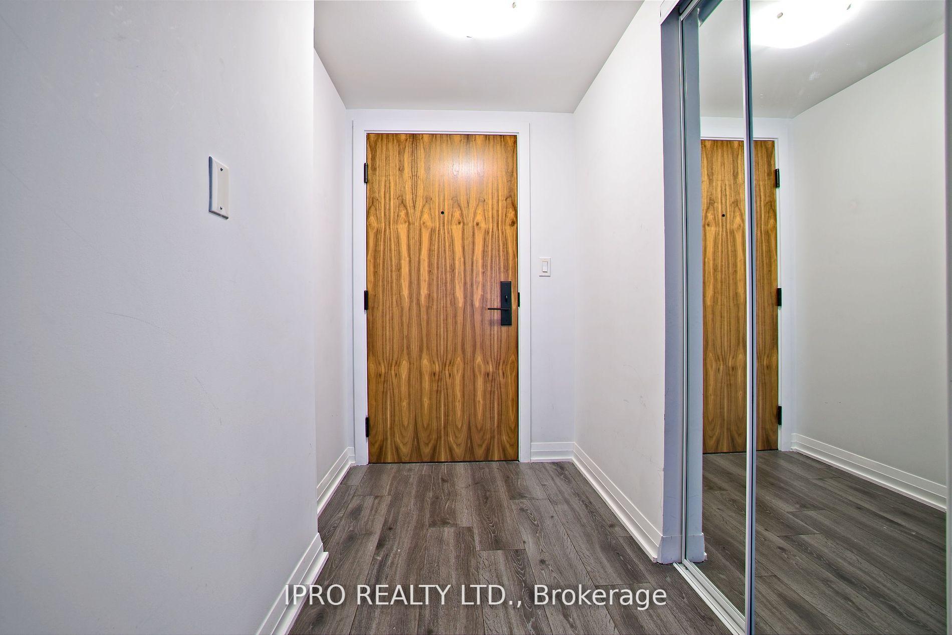 1 Bedroom Condo at 99 Foxbar, Toronto For sale