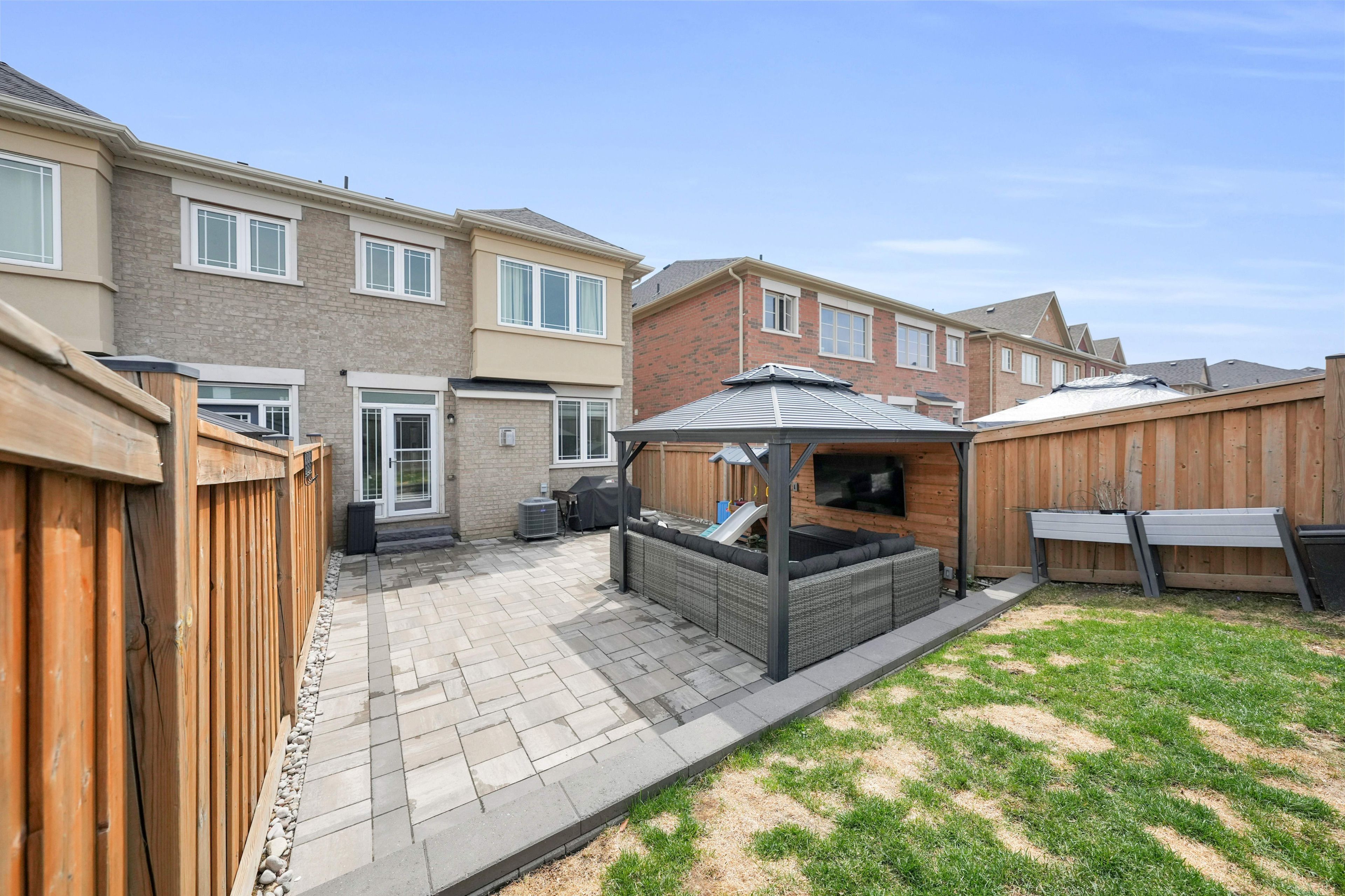 58 Humbershed Crescent