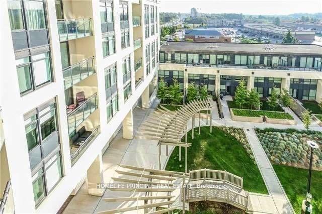 1 Bedroom Condo at 12 Woodstream, Vaughan For sale