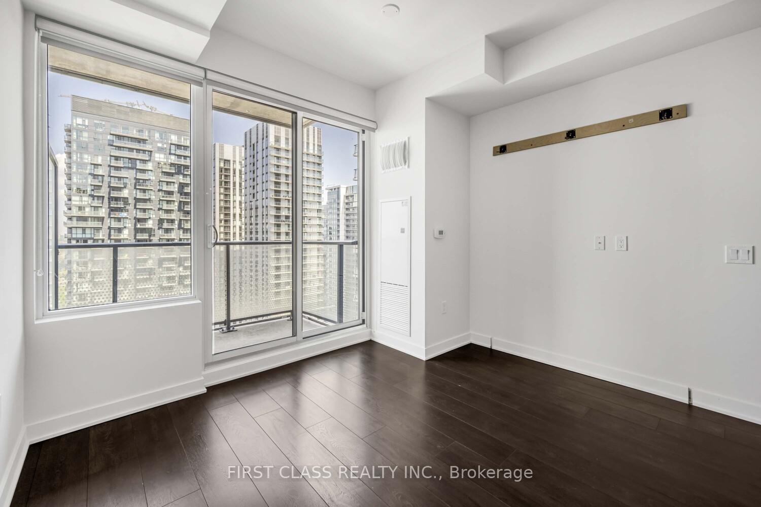 Condo at 115 Blue Jays, Toronto For sale