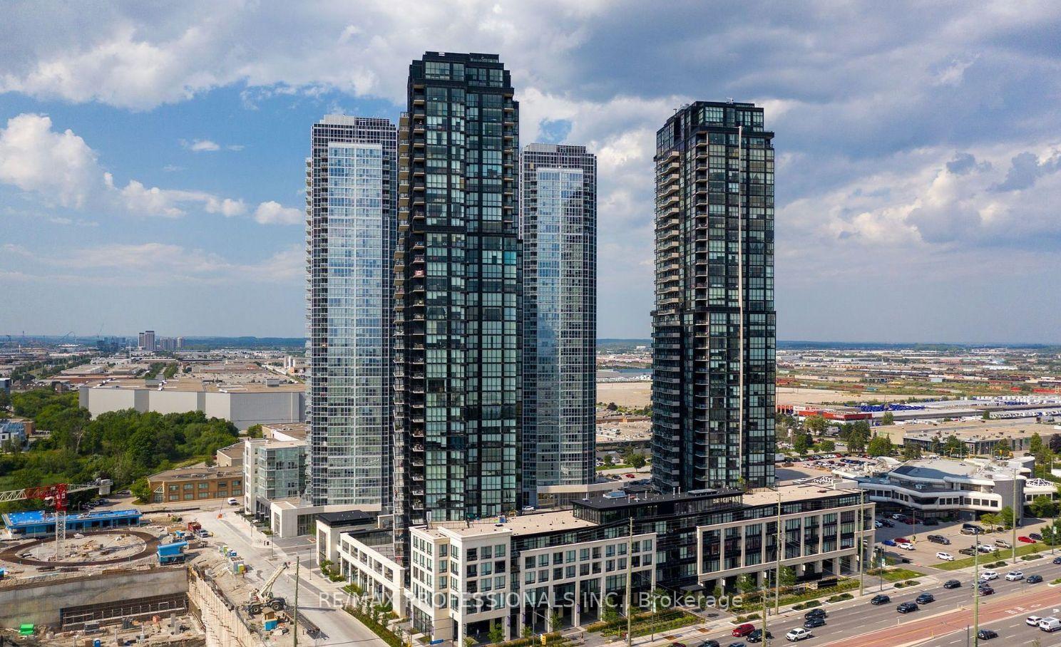 2 Bedrooms Condo at 2900 Highway 7, Vaughan For sale