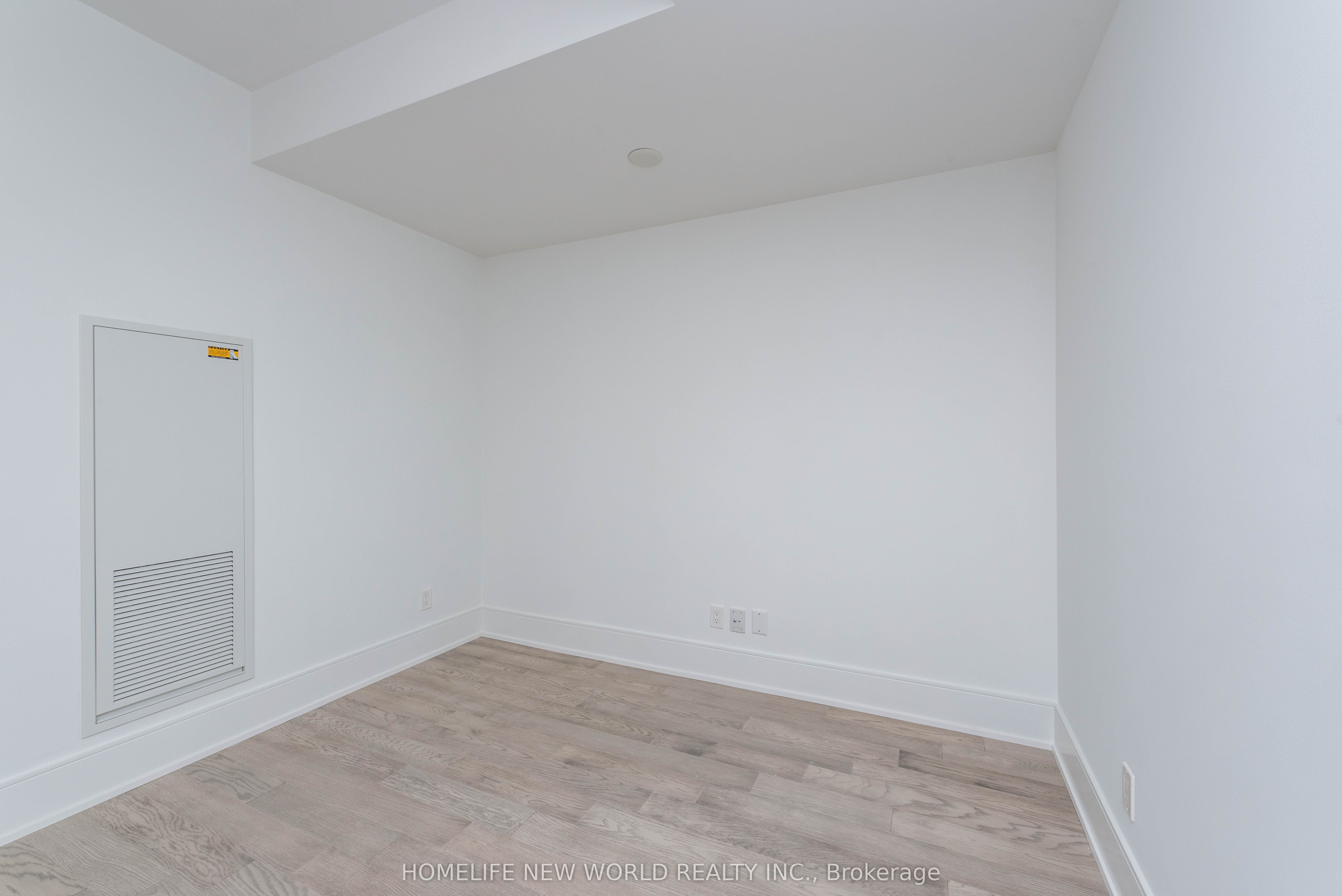 1 Gloucester Street, #1116