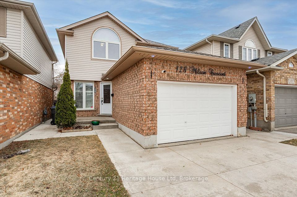 128 Milson Crescent, Guelph, ON N1C 1G5