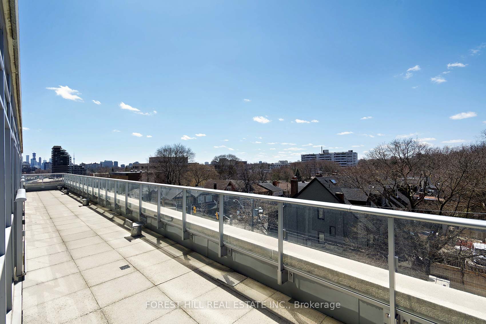 58 Orchard View Boulevard, #401