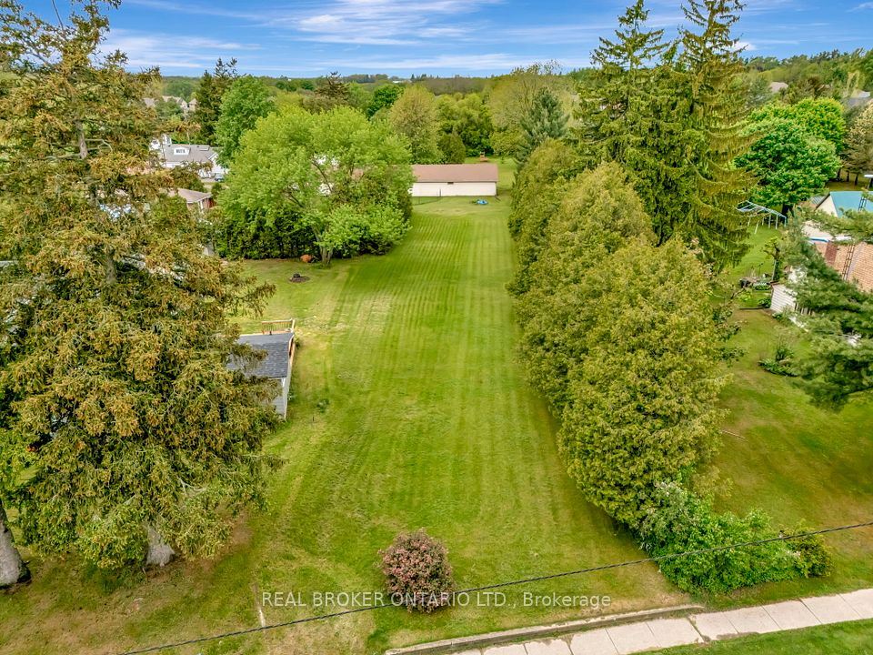 729 B Mount Pleasant Road, Brant, ON N0E 1K0