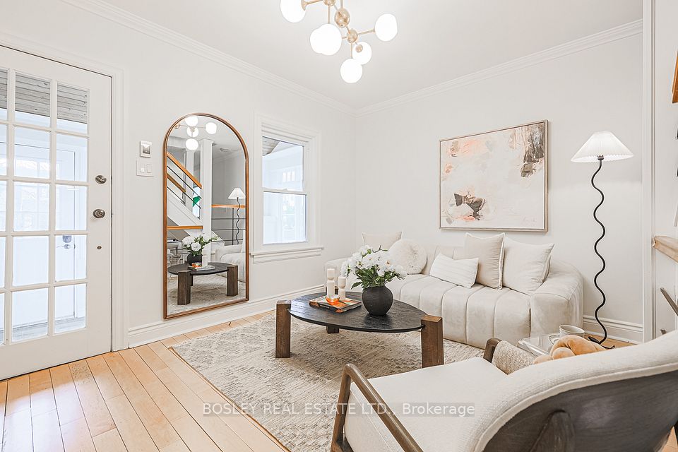 245 Kenilworth Avenue