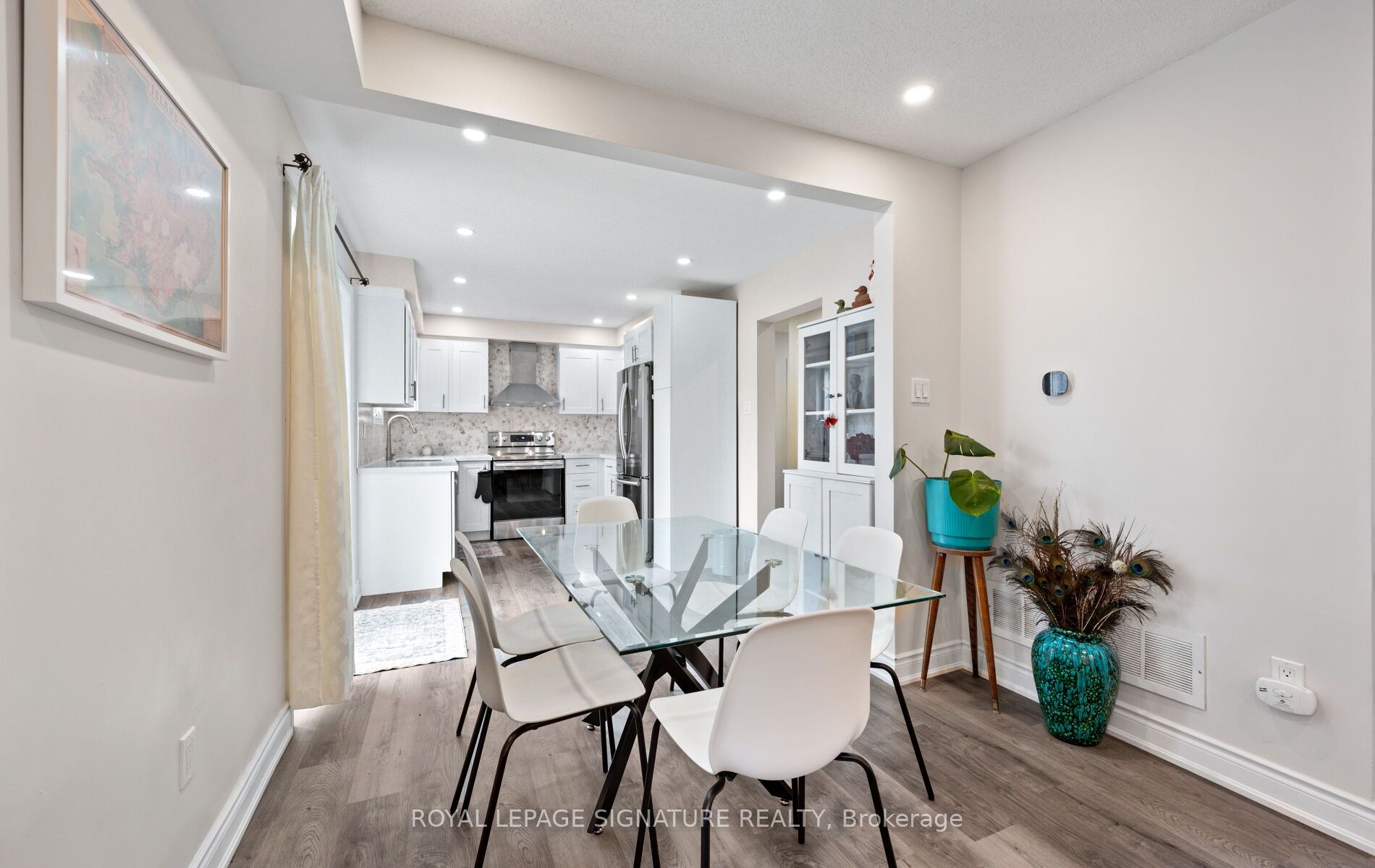 6 Dugdale Avenue